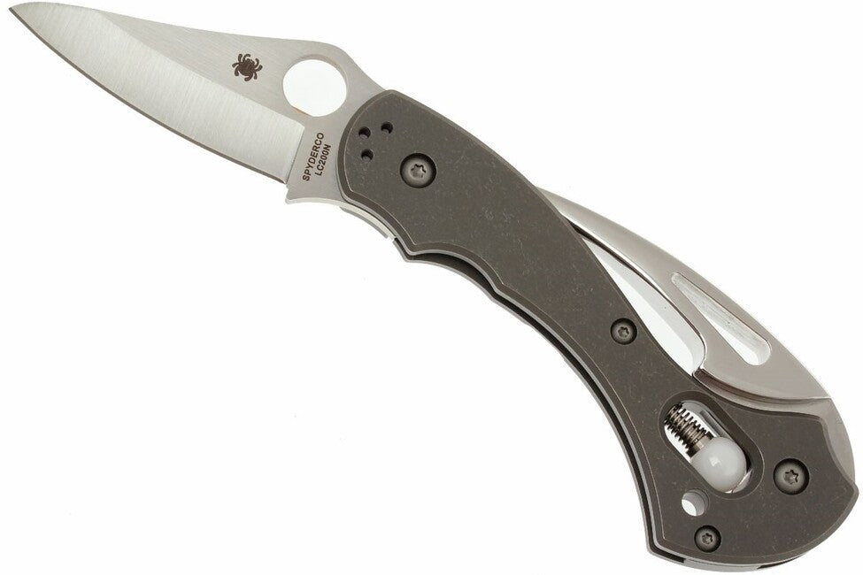 Spyderco Tusk džepni nož 6 cm, sivi, titan