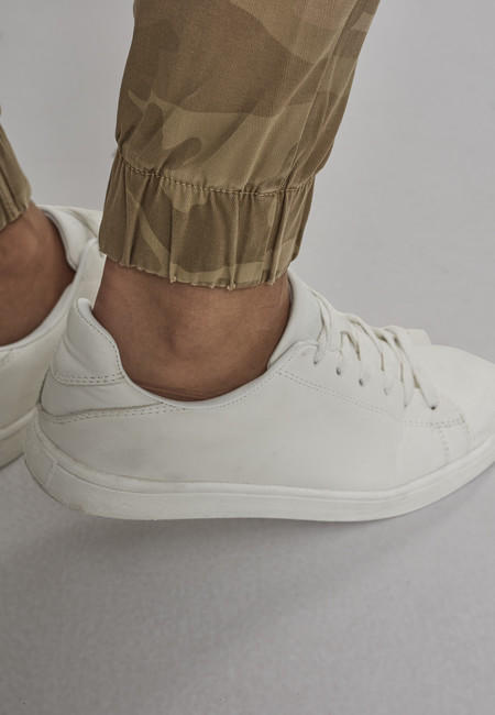 Urban Classics ženske jogging hlače, Sand camo
