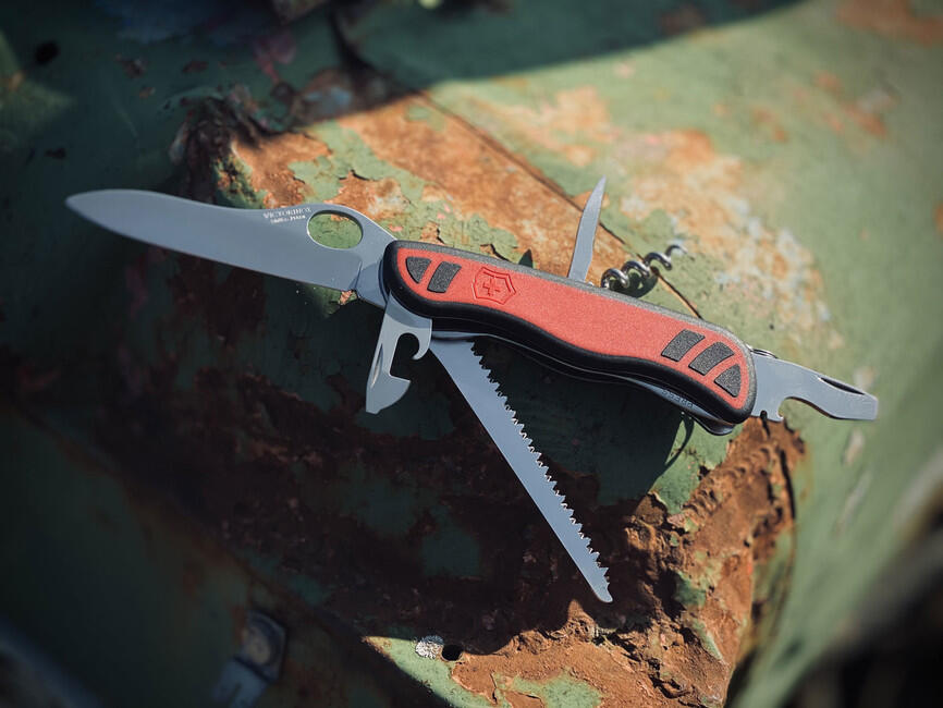 Victorinox Forester džepni nož VX, crveno-crni, 111mm