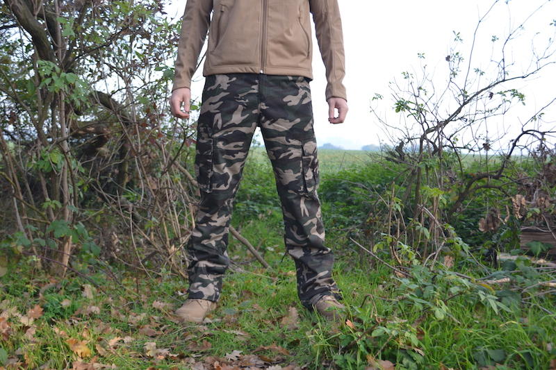 Loshan Ignacio zatopljene hlače uzorak, woodland