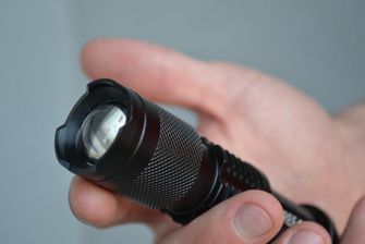 LED vojenska baterija punjiva zoom, 13cm
